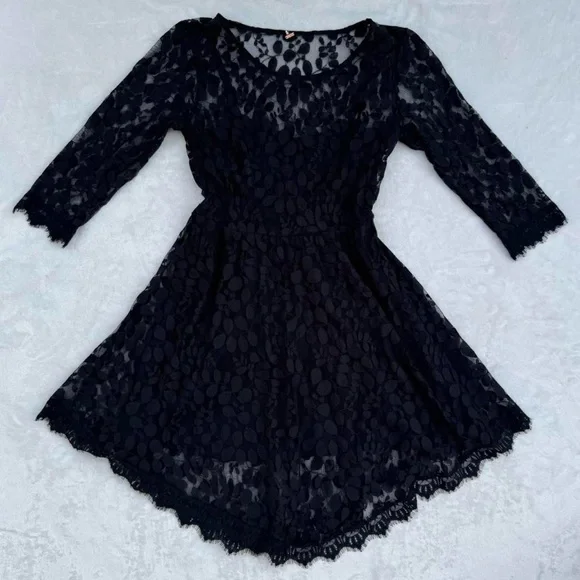 NWOT Free People Black Floral Lace Dress - Picture 5 of 9